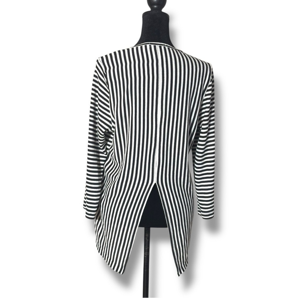 Rescent Rive Striped Knit Top - Picture 7 of 16
